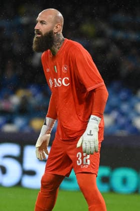 Vanja Milinkovic Savic of SSC Napoli look on during the Uefa Champions League match between SSC Napoli vs Qarabag at Diego Armndo Maradona Stadium  Copyright: xAgostinoxGemito IPAxSportx xipa-agency.netx xx IPA_68377594 IPA_Agency_IPA68377594