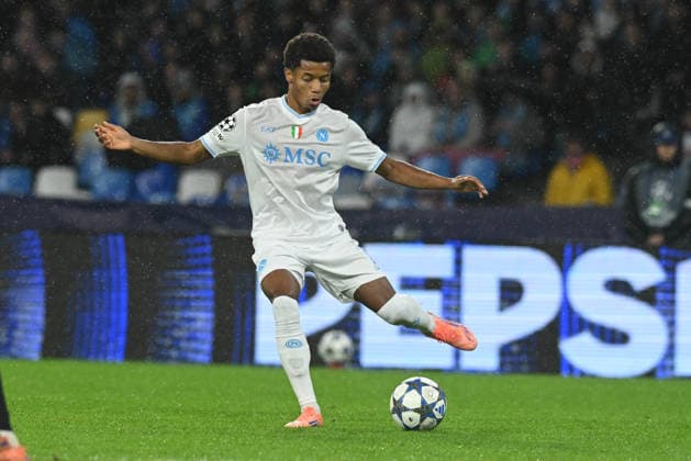 David Neres of SSC Napoli in action during the Uefa Champions League match between SSC Napoli vs Qarabag at Diego Armndo Maradona Stadium  Copyright: xAgostinoxGemito IPAxSportx xipa-agency.netx xx IPA_68377615 IPA_Agency_IPA68377615