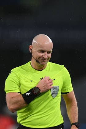 referee Szymon Marciniak during the match Uefa Champions League Championship between S.S.C. Napoli and Qarabag at the Maradona Stadium on Nov 25, 2025 in Naples, Italy. during SSC Napoli vs Qarabag FK, UEFA Champions League football match in Naples, Italy, November 25 2025  Copyright: xRobertoxRamaccia IPAxSportx xipa-agency.netx xx IPA_68377858 IPA_Agency_IPA68377858