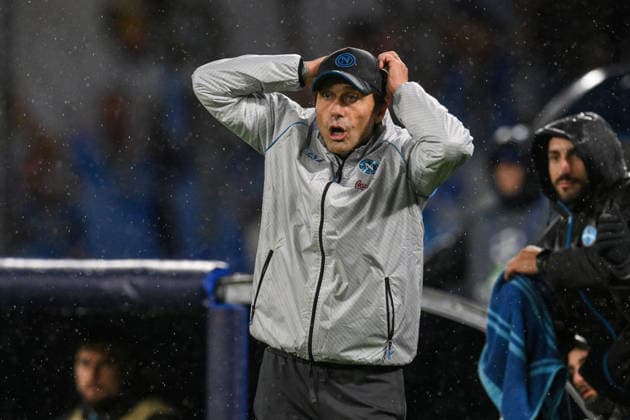 Foto IPP Roberto Ramaccia Napoli 25 11 2025 Uefa Champions League 2025 2026 Napoli vs Qarabag Nella foto Antonio Conte head coach of SSC Napoli Italy Photo Press - World Copyright Napoli italy Italia ITALY  Copyright: xR4924_italyphotopressx