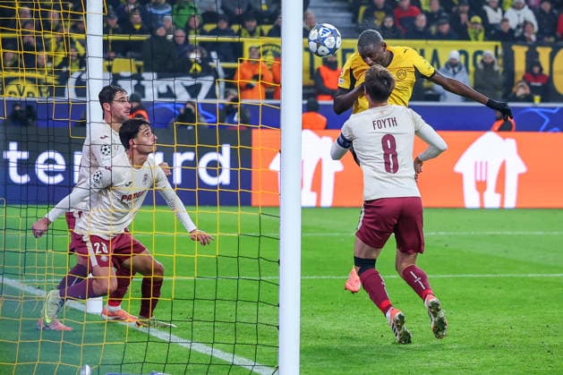 25 11 2025, Football, UEFA Champions League, Borussia Dortmund FC Villarreal, BVB Stadion, Matchday 5, Season 2025 2026 Header goal Goal kick to score 1 0 by scorer Serhou Guirassy BVB 09 Regulations prohibit any use of photographs as image sequences and or quasi video North Rhine-Westphalia Germany
