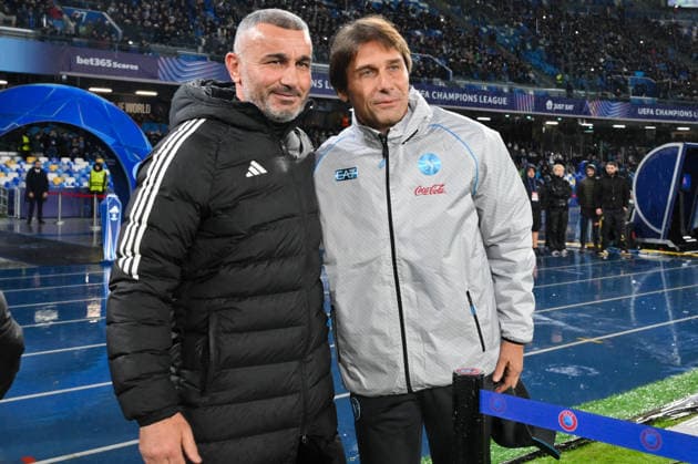 Gurban Gurbanov coach of Qarabag and Antonio Conte Coach of SSC Napoli before the Uefa Champions League match between SSC Napoli vs Qarabag at Diego Armndo Maradona Stadium  Copyright: xAgostinoxGemito IPAxSportx xipa-agency.netx xx IPA_68378553 IPA_Agency_IPA68378553