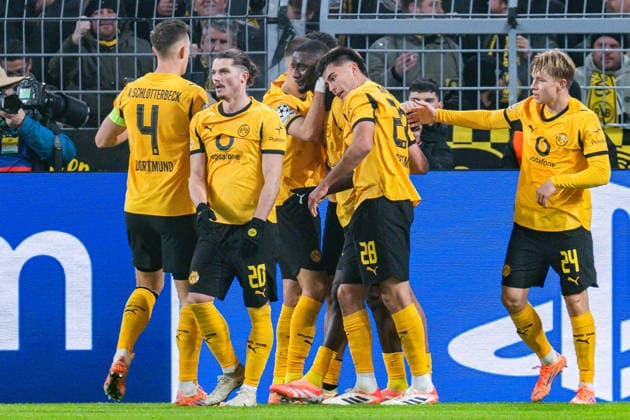 25 11 2025, Borussia Dortmund vs Villareal, UEFA Champions League, Matchday 5 Goal for 1 0 by Serhou Guirassy Borussia Dortmund, 9 Marcel Sabitzer Borussia Dortmund, 20 Aaron Anselmino Borussia Dortmund 28 Daniel Svensson Borussia Dortmund, 24 Yan Couto Borussia Dortmund, 2 Waldemar Anton Borussia Dortmund, 3 Nico Schlotterbeck Borussia Dortmund, 4 Julian Brandt Borussia Dortmund, 10 Felix Nmecha Borussia Dortmund, 8 Regulations prohibit any use of photographs as image sequences and or quasi video Copyright: xBahhoxKarax