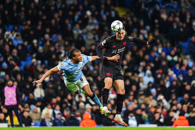 Goal to 0 2 by header Patrik Schick Bayer 04 Leverkusen, 14 ENG, Manchester City vs Bayer 04 Leverkusen, Football, UEFA Champions League, Matchday 5, Season 2025 2026, 25 11 2025 ENG, Manchester City vs Bayer 04 Leverkusen, Football, UEFA Champions League, Matchday 5, Season 2025 2026, 25 11 2025 Manchester Copyright: xEibner-Pressefoto MarcelxvonxFehrnx EP_MFN