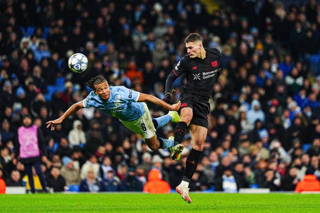 Goal to 0 2 by header Patrik Schick Bayer 04 Leverkusen, 14 ENG, Manchester City vs Bayer 04 Leverkusen, Football, UEFA Champions League, Matchday 5, Season 2025 2026, 25 11 2025 ENG, Manchester City vs Bayer 04 Leverkusen, Football, UEFA Champions League, Matchday 5, Season 2025 2026, 25 11 2025 Manchester Copyright: xEibner-Pressefoto MarcelxvonxFehrnx EP_MFN