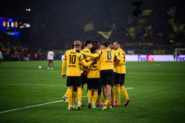 DORTMUND, GERMANY - 25 NOVEMBER, 2025: - UEFA Champions League match Borussia Dortmund vs Villarreal CF at Signal Iduna Park.  Copyright: xVITALIIxKLIUIEVx