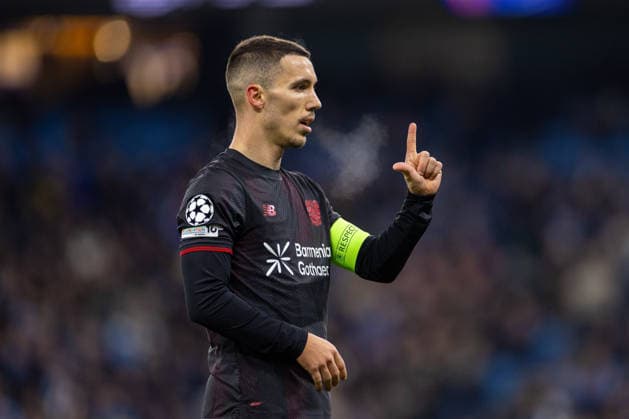 Football - FA Premier League - Manchester City FC v Liverpool FC MANCHESTER, ENGLAND - Tuesday, November 25, 2025: Bayer Leverkusen s captain Ãlex Grimaldo celebrates after scoring the first goal during the FA Premier League match between Manchester City FC and Liverpool FC at the City of Manchester Stadium. (Photo by David Rawcliffe Propaganda) MANCHESTER City of Manchester Stadium GREATER MANCHESTER ENGLAND  Copyright: xDavidxRawcliffex P2025-11-25-Man_City_Bayer_Leverkusen-13