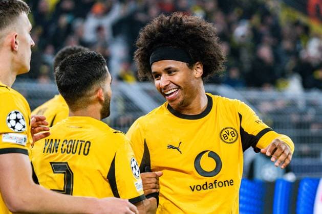 25 11 2025, Borussia Dortmund vs Villareal, UEFA Champions League, Matchday 5 Goal for 3 0 by Karim Adeyemi Borussia Dortmund, 27 here with Yan Couto Borussia Dortmund, 2 Regulations prohibit any use of photographs as image sequences and or quasi video Copyright: xBahhoxKarax