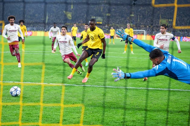 25 11 2025, Football, UEFA Champions League, Borussia Dortmund FC Villarreal, BVB Stadion, Matchday 5, Season 2025 2026 Goalscorer Serhou Guirassy BVB 09 Regulations prohibit any use of photographs as image sequences and or quasi video North Rhine-Westphalia Germany