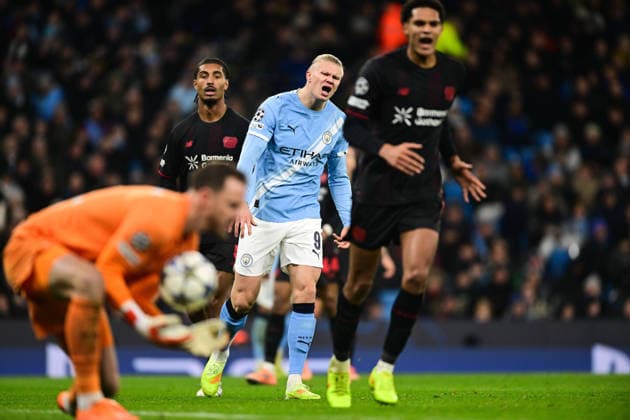 Manchester City v Bayer 04 Leverkusen, UEFA Champions League Erling Haaland of Manchester City reacts during the Manchester City v Bayer 04 Leverkusen UEFA Champions League 2025 26 League Phase MD5 match at the Etihad Stadium, Manchester, England on 25 November 2025 Credit: Harriet Massey Every Second Media Editorial use only. All images are copyright Every Second Media Limited. No images may be reproduced without prior permission. Copyright: xIMAGO EveryxSecondxMediax ESM-1676-0060 HarrietxMasseyx xEveryxSecondxMediax