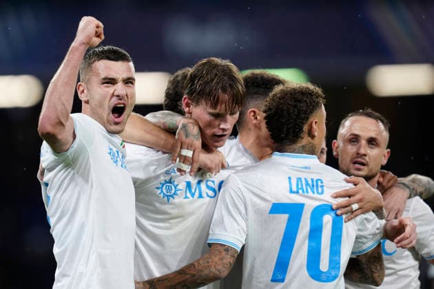 Scott McTominay (SSC Napoli) celebrates after scoring his team s first goal with team mates, UEFA Champions League 2025 26 League Phase MD5, SSC Napoli v Qarabag FK, Diego Armando Maradona Stadium, November 25, 2025, Naples, Italy.