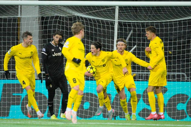Champions League 2025 2026 Bodo Glimt Juventus Bodo 20251125 Sondre Brunstad Fet scores 2 2 on penalty in the Champions League football match between Bodo Glimt and Juventus at Aspmyra Stadium Photo Stian Lysberg Solum NTB Bodo Norway EDITORIAL USE ONLY RESTRICTED USE FOR BETTING COMPANIES  Copyright: xStianxLysbergxSolumx xNTBx