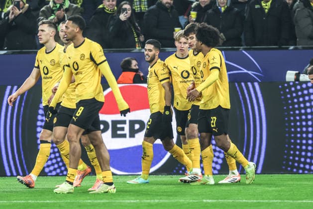 Sport, Football, UEFA Champions League Season 2025 2026 League Phase 5 Matchday Borussia Dortmund FC Villarreal 25 11 2025, SIGNAL IDUNA PARK Goal celebration Borussia Dortmund after the goal for 3 0 by Karim Adeyemi Borussia Dortmund, 27 , the players are happy Dortmund SIGNAL IDUNA PARK North Rhine-Westphalia Germany