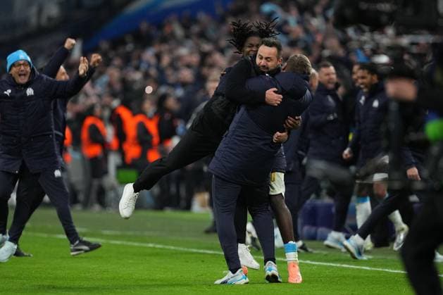Marseille coach Roberto De Zerbi celebrates at the final whistle with Marseille assistant coach Jacques Abardonado Marseille v Newcastle United, UEFA Champions League, Group Stage, Football, Orange Velodrome, Marseille, France- 25 Nov 2025Marseille Orange Vélodrome France EDITORIAL USE ONLY No use with unauthorised audio, video, data, fixture lists, club league logos or live services. Online in-match use limited to 120 images, no video emulation. No use in betting, games or single club league player publications.  Copyright: xDavexWinter Shutterstockx 15918266er