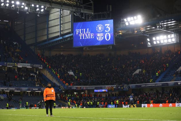 The scoreboard display the final score at full time during the UEFA Champions League match between Chelsea and FC Barcelona, Barca at Stamford Bridge in London, England Copyright: xAlexanderxCanillas SPPx Sportspressphoto_SPR65916