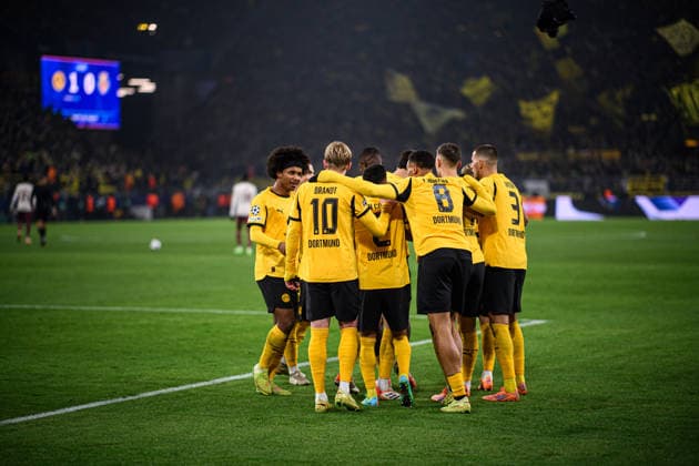 DORTMUND, GERMANY - 25 NOVEMBER, 2025: - UEFA Champions League match Borussia Dortmund vs Villarreal CF at Signal Iduna Park.  Copyright: xVITALIIxKLIUIEVx