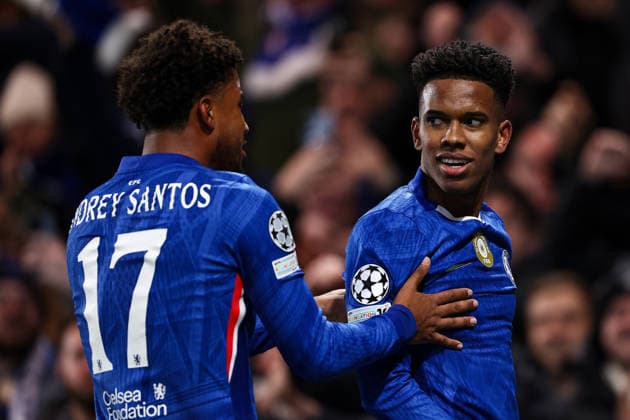 Chelsea v Barcelona Champions League 25 11 2025. GOAL 2-0 EstÃªvao of Chelsea scores a goal and celebrates with Andrey Santos of Chelsea during the Champions League match between Chelsea and Barcelona at Stamford Bridge, London, England on 25 November 2025. London Stamford Bridge Greater London England Editorial use only , Copyright: xPaulxPhelanx PSI-23264-0087