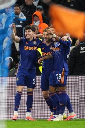 Harvey Barnes of Newcastle celebrates after he puts his side 1-0 ahead Marseille v Newcastle United, UEFA Champions League, Group Stage, Football, Orange Velodrome, Marseille, France- 25 Nov 2025Marseille Orange Vélodrome France EDITORIAL USE ONLY No use with unauthorised audio, video, data, fixture lists, club league logos or live services. Online in-match use limited to 120 images, no video emulation. No use in betting, games or single club league player publications.  Copyright: xDavexWinter Shutterstockx 15918266gd