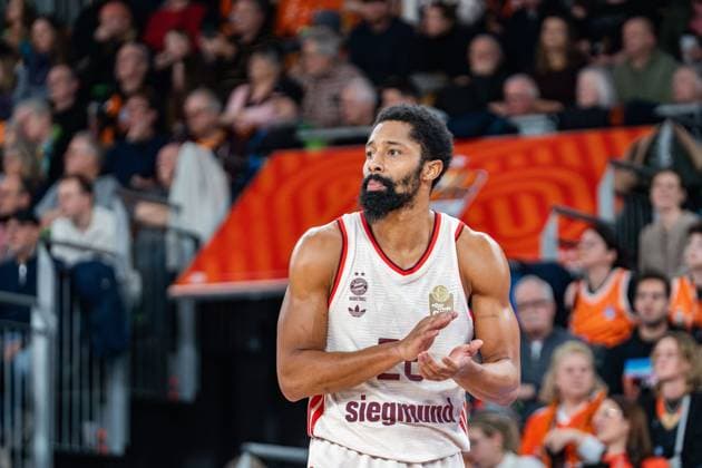 Game scene with Spencer Dinwiddie 26 FC Bayern Basketball Ratiopharm Ulm vs Bayern Munich Basketball Copyright: xRalfxJustx