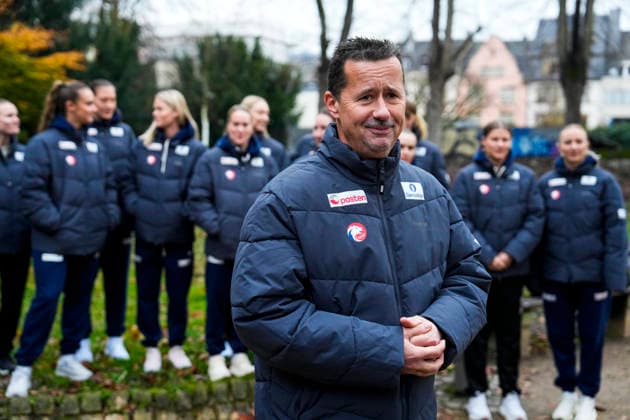 Women s Handball World Championship 2025 Press conference Trier, Germany 20251126 Ole Gustav Gjekstad during a press conference with the handball girls the day before the World Cup match against South Korea in Trier Photo Beate Oma Dahle NTB Trier Germany EDITORIAL USE ONLY RESTRICTED USE FOR BETTING COMPANIES  Copyright: xBeatexOmaxDahlex xNTBx
