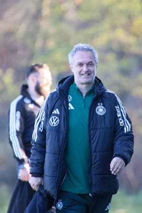 Frankfurt, Germany 26 November 2025 Football women national team training 26 11 2025 In the picture national coach Christian Wück Wueck Germany arriving at the DFB Campus DFB regulations prohibit any use of photographs as image sequences and or quasi video DFB Campus Hessen Copyright: xFotostandx xFantinix