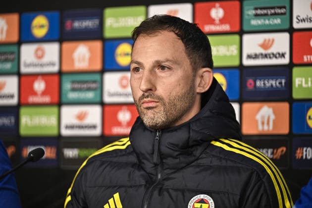 Ahead of Fenerbahce v Ferencvaros - UEFA Europa League ISTANBUL, TURKIYE- NOVEMBER 26: Fenerbahce Head Coach Domenico Tedesco speaks to the press ahead of the match between Fenerbahce and Hungarian team Ferencvaros in the fifth week of the UEFA Europa League in Istanbul, Turkiye on November 26, 2025. Muhammed Enes Yildirim Anadolu Istanbul Turkey. Editorial use only. Please get in touch for any other usage.  Copyright: x2025xAnadoluxMuhammedxEnesxYildirimx
