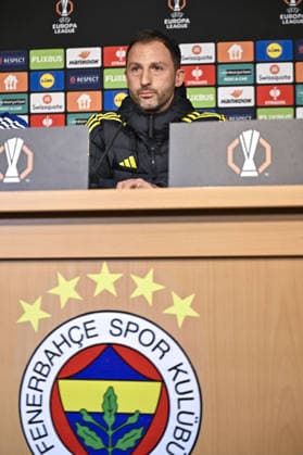 Ahead of Fenerbahce v Ferencvaros - UEFA Europa League ISTANBUL, TURKIYE- NOVEMBER 26: Fenerbahce Head Coach Domenico Tedesco speaks to the press ahead of the match between Fenerbahce and Hungarian team Ferencvaros in the fifth week of the UEFA Europa League in Istanbul, Turkiye on November 26, 2025. Muhammed Enes Yildirim Anadolu Istanbul Turkey. Editorial use only. Please get in touch for any other usage.  Copyright: x2025xAnadoluxMuhammedxEnesxYildirimx