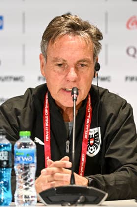 SOCCER - 2025 FIFA U17, U 17 World Cup DOHA,QATAR,26.NOV.25 - SOCCER - FIFA Under 17 World Cup Qatar 2025, preview, press conference, PK, Pressekonferenz final, Portugal vs Austria. Image shows head coach Hermann Stadler (AUT).  GEPAxpictures xRanjithxKumar