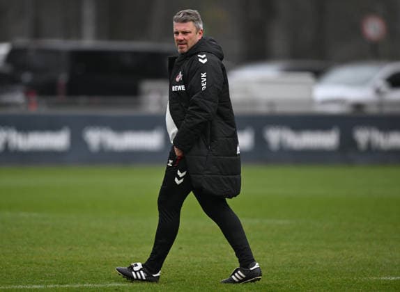 26 11 2025, xophax, Soccer 1 Bundesliga, 1 FC Koeln Training Coach Lukas Kwasniok 1 FC Köln Koeln