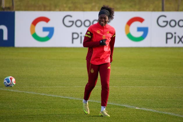 Frankfurt, Germany 26 November 2025 Soccer Women National Team Training 26 11 2025 In the picture Nicole Anyomi Germany during training at the DFB Campus in Frankfurt DFB regulations prohibit any use of photographs as image sequences and or quasi video DFB Campus Hessen Copyright: xFotostandx xFantinix