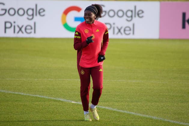 Frankfurt, Germany 26 November 2025 Soccer Women National Team Training 26 11 2025 In the picture Nicole Anyomi Germany during training at the DFB Campus in Frankfurt DFB regulations prohibit any use of photographs as image sequences and or quasi video DFB Campus Hessen Copyright: xFotostandx xFantinix