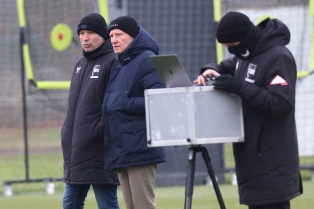 DEU, DFL, 2 FBL Hertha BSC, Training, 26 11 2025, Sportforum, Berlin, DEU, DFL, 2 FBL Hertha BSC, Training, im Bild Benjamin Weber Sportdirektor, Hertha BSC Berlin , h DFL regulations prohibit any use of Photographs as image sequences and or quasi video nordphotoxGmbHx xEngler nph00076