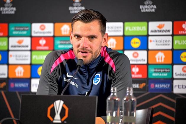 KRC Genk v Basel - UEFA Europa League Media Activities 26 11 2025 GENK, BELGIUM - NOVEMBER 26 : Fink Thorsten head coach and Van Crombrugge Hendrik goalkeeper of KRC Genk talking to the press during a press conference, PK, Pressekonferenz ahead of the UEFA Europa League 2025 26 match between KRC Genk and Basel on November 26, 2025 in Genk, Belgium, 26 11 2025 Genk Belgium  Copyright: xSesx