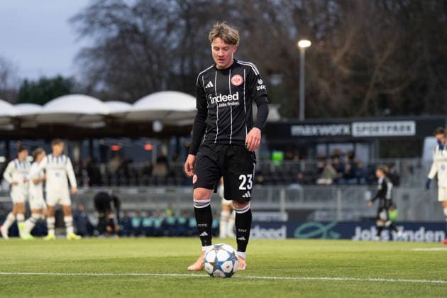 26 11 2025, xhfmx, Football UEFA Youth League, Eintracht Frankfurt Aatalanta Bergamo Niko Ilicevic Eintracht Frankfurt DFL DFB REGULATIONS PROHIBIT ANY USE OF PHOTOGRAPHS as IMAGE SEQUENCES and or QUASI VIDEO Dreieich