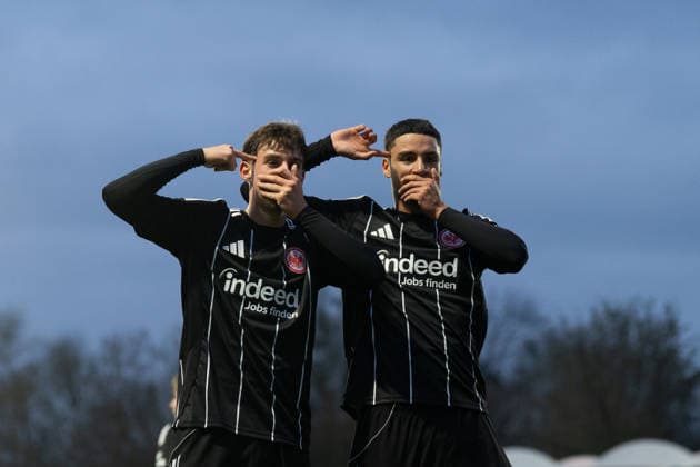 26 11 2025, xhfmx, Football UEFA Youth League, Eintracht Frankfurt Aatalanta Bergamo v l Alexander Staff Eintracht Frankfurt and Alessandro Gaul Souza Eintracht Frankfurt celebrate the 1 0 against Bergamo DFL DFB REGULATIONS PROHIBIT ANY USE OF PHOTOGRAPHS as IMAGE SEQUENCES and or QUASI VIDEO Dreieich