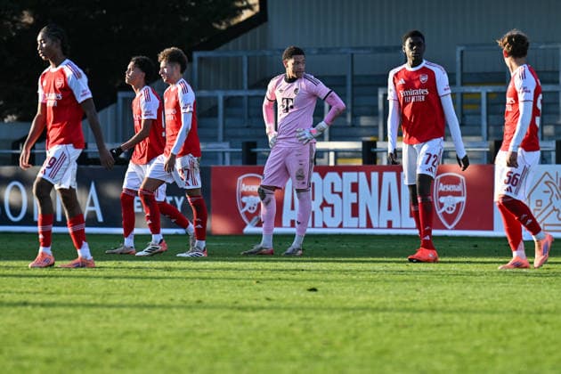 Uefa Youth League Arsenal London FC Bayern Munich 26 11 2025 BOREHAMWOOD, ENGLAND 26 NOVEMBER England cheer after Ceadach O Neill scores to make it 3 1 Arsenal FC U19 76 Goal Goalscorer Joy Happy during the league match between Arsenal London U19 and FC Bayern Munich U19 on UEFA Youth League matchday 5 at Meadow Park on 26 11 2025 Copyright: xBEAUTIFULxSPORTS Goldbergx