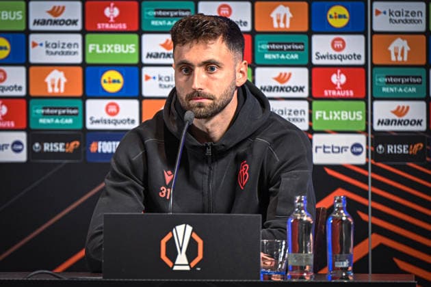 Belgium, Football, UEFA Europa League, 2025 2026, Dominik Schmid FC Basel, 31 at the press conference before the match KRC Genk vs FC Basel 1893, 26 11 2025, Cegeka Arena, Genk, Belgium, Copyright: xMarkusxVerwimpx