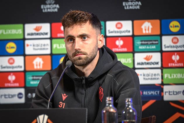 Belgium, Football, UEFA Europa League, 2025 2026, Dominik Schmid FC Basel, 31 at the press conference before the match KRC Genk vs FC Basel 1893, 26 11 2025, Cegeka Arena, Genk, Belgium, Copyright: xMarkusxVerwimpx