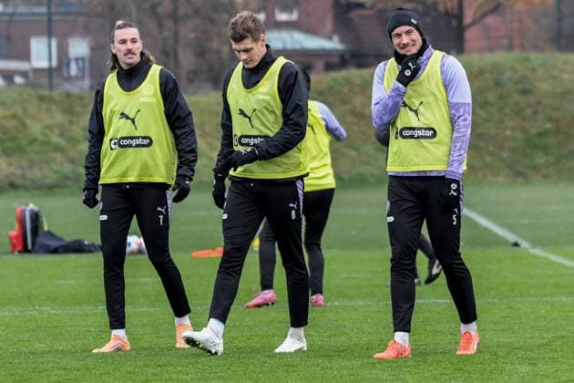 Jackson Irvine Eric Smith Hauke Wahl Pauli walk off the pitch Germany , Hamburg , Training ground at Kollaustrasse , Football , 1 Bundesliga , Training of FC St Pauli