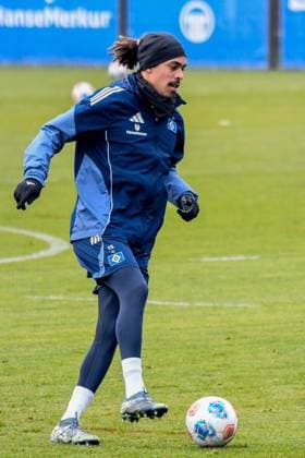 Yussuf Poulsen HSV recovery training after injury on the ball Germany , Hamburg , Volksparkstadion , Football , 1 Bundesliga , Training of Hamburger SV