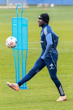 Jean Luc Dompe HSV recovery training after injury on the ball Germany , Hamburg , Volksparkstadion , Football , 1 Bundesliga , Training of Hamburger SV