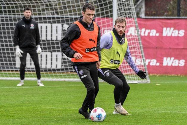 Kaars Martijn Lars Ritzka Pauli Germany , Hamburg , Training ground at Kollaustrasse , Football , 1 Bundesliga , Training of FC St Pauli