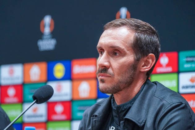 Czech Republic Press conference before the football match UEFA Europa League 2025 26, Matchday 5 Viktoria Pilsen vs SC Freiburg Doosan Arena Pilsen Julian Schuster SC Freiburg, Coach Pilsen Plzenský kraj Czech Republic Copyright: xJOERANxSTEINSIEKx