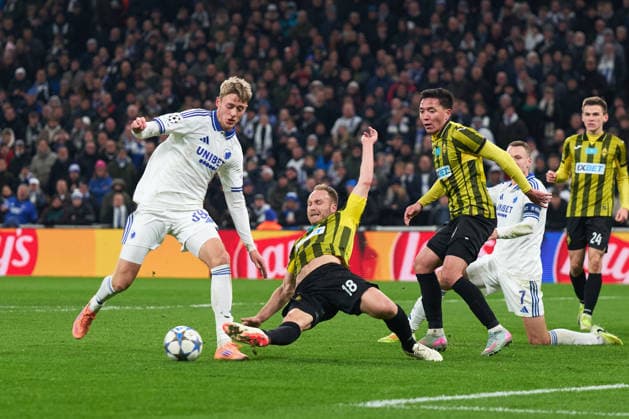 Viktor Dadason of FC Copenhagen fights for the ball against Dan Glazer of FC Kairat during the Champions League match between FC Copenhagen and FC Kairat at Parken on November 26, 2025 in Copenhagen, Denmark (Photo by Camilla Stolen Imago) Copenhagen Denmark Copyright: xCamillaxStolenx L1093973