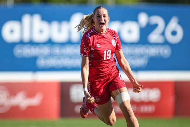 Fußball, Frauen, U19 EM-Quali, Island - Dänemark Albufeira, Portugal, November 26th 2025: Denmark s Louise Strauss celebrates scoring her sides first goal of the match during the UEFA European Qualifiers U19 football match between Iceland and Denmark at Albufeira Municipal Stadium in Albufeira, Portugal. (Toby Tande SPP) Copyright: xTobyxTandex xSPPx spp-en-ToTaSp-tobytandefoto__221550t