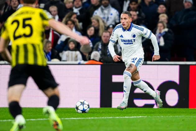 Champions League League Phase FC Kobenhavn vs Kairai Almaty 26 11 2025 16 FCK Robert Silva Champions League League League Phase FC Kobenhavn vs Kairai Almaty 26 11 2025 Kobenhavn, Denmark 26 November, 2025 UK Champions League League League Phase FC Copenhagen vs Kairat Almaty, Parken, Copenhagen, Denmark Kobenhavn Parken Denmark Copyright: xMichaelxBarrettxBoesenx