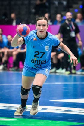 Paula Eastman Rueger Uruguay, 27 GER, Serbia Uruguay, Handball World Championship, Preliminary Round, Group C, 26 11 2025 GER, Serbia Uruguay, Handball World Championship, Preliminary Round, Group C, 26 11 2025 Stuttgart Copyright: xSandyxDinkelackerx EP_SDR