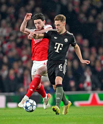 26 11 2025, Football UEFA Championsleague 2025 2026 Preliminary Round 5 Matchday, FC Arsenal FC Bayern Munich, at Emirates Stadium London England v l Declan Rice FC Arsenal v Joshua Kimmich FC Bayern Munich DFL and DFB regulations prohibit any use of photographs as image sequences and or quasi video