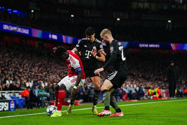 Bukayo Saka FC Arsenal, 07 , Aleksandar Pavlovic FC Bayern Muenchen, 45 , Konrad Laimer FC Bayern Muenchen, 27 ENG, FC Arsenal vs FC Bayern Muenchen, Football, UEFA Champions League, Matchday 5, Season 2025 2026, 26 11 2025 ENG, FC Arsenal vs FC Bayern Muenchen, Football, UEFA Champions League, Matchday 5, Season 2025 2026, 26 11 2025 London Copyright: xEibner-Pressefoto MarcelxvonxFehrnx EP_MFN