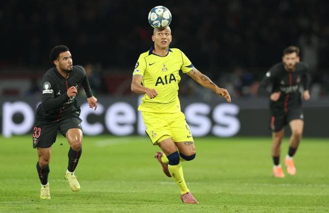 Richarlison of Tottenham Hotspur Paris Saint-Germain v Tottenham Hotspur, UEFA Champions League, Group Stage, Football, Parc des Princes, Paris, France- 26 Nov 2025Paris Parc des Princes France EDITORIAL USE ONLY No use with unauthorised audio, video, data, fixture lists, club league logos or live services. Online in-match use limited to 120 images, no video emulation. No use in betting, games or single club league player publications.  Copyright: xKieranxMcManus Shutterstockx 15927926p